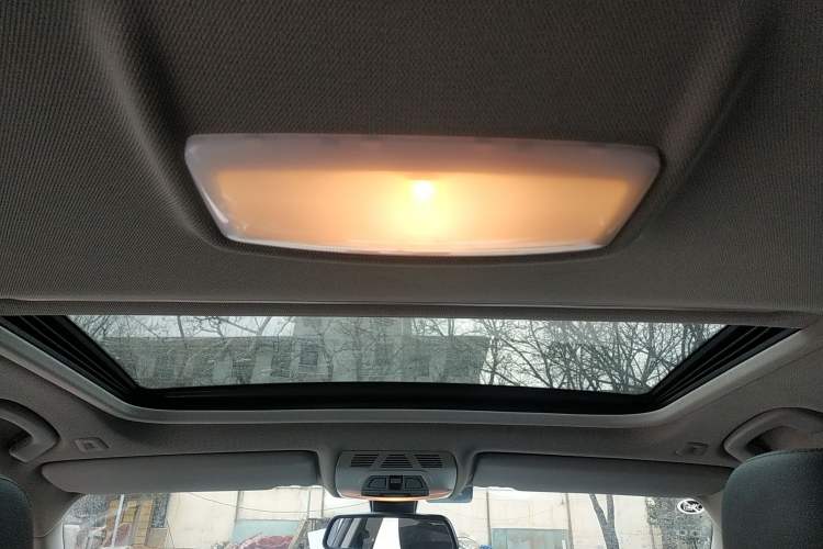 Used BMW 3 Series 2015 316i Active Edition Headliner