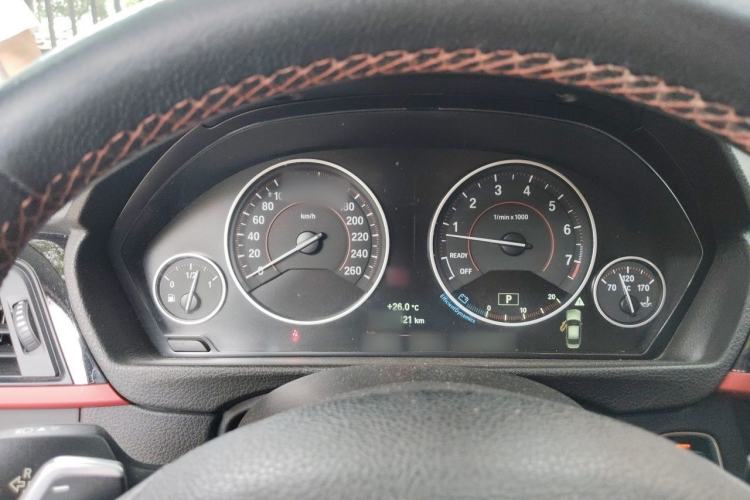 Used BMW 3 Series 2015 320i Luxury Edition Sports Design Package Instrument Cluster