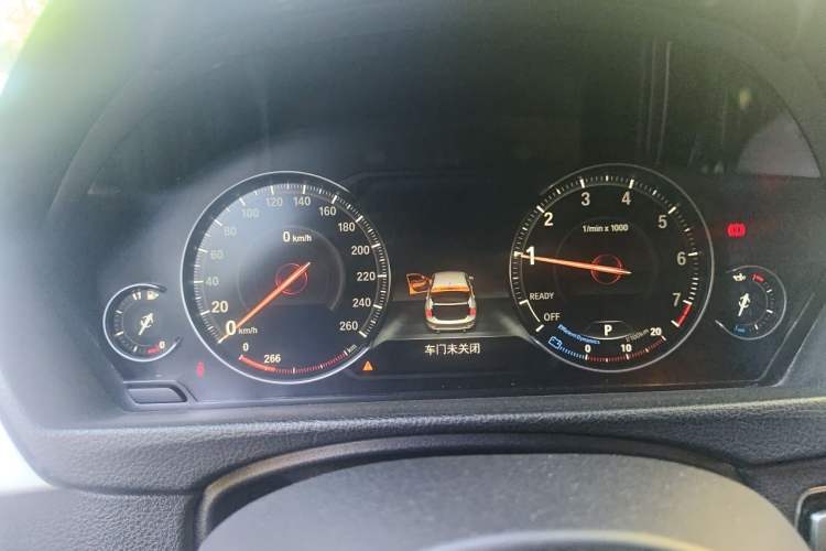 Used BMW 3 Series 2015 320i Luxury Line Stylish Edition Instrument Cluster