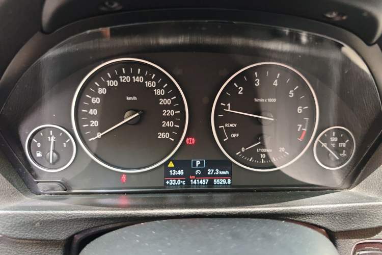 Used BMW 3 Series 2015 320i Luxury Line Stylish Edition Instrument Cluster