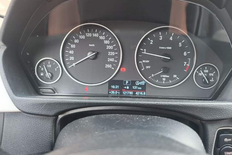 Used BMW 3 Series 2015 320i Luxury Line Stylish Edition Instrument Cluster