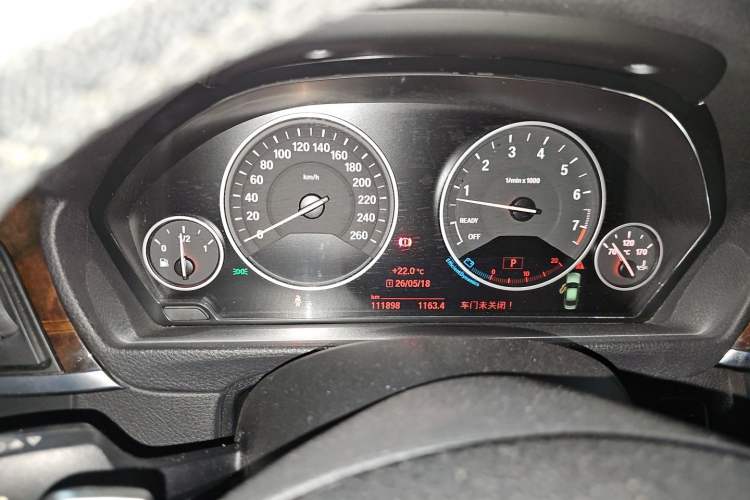 Used BMW 3 Series 2015 320Li Luxury Design Package Instrument Cluster
