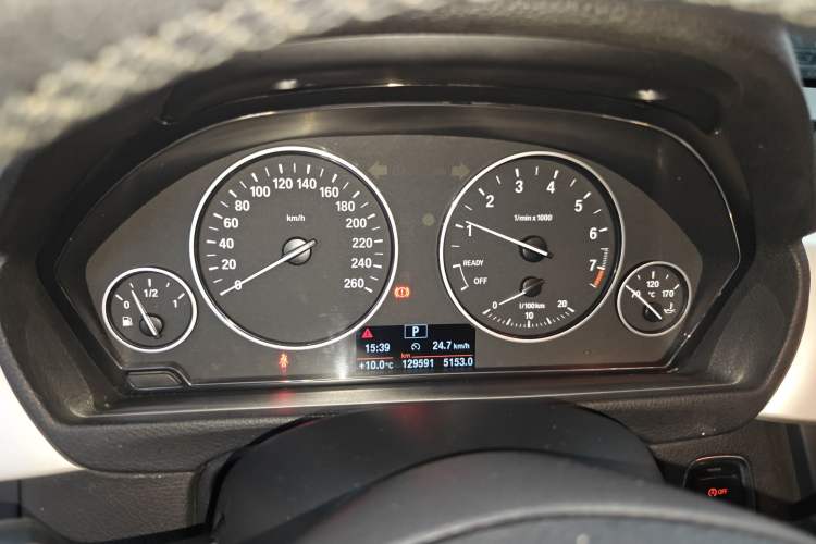 Used BMW 3 Series 2015 320i Luxury Line Stylish Edition Instrument Cluster