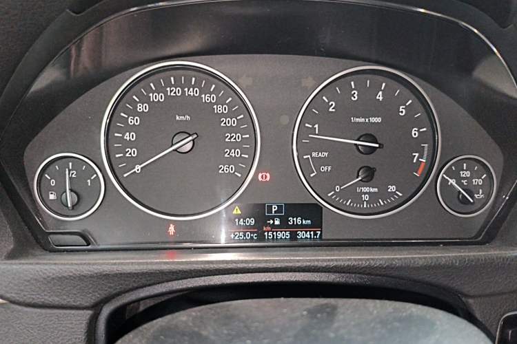 Used BMW 3 Series 2015 316Li Fashion Model Instrument Cluster