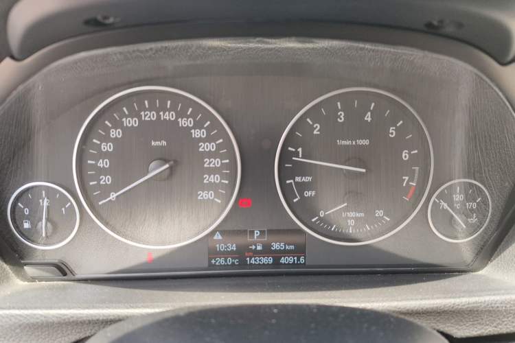 Used BMW 3 Series 2015 320i Luxury Line Stylish Edition Instrument Cluster