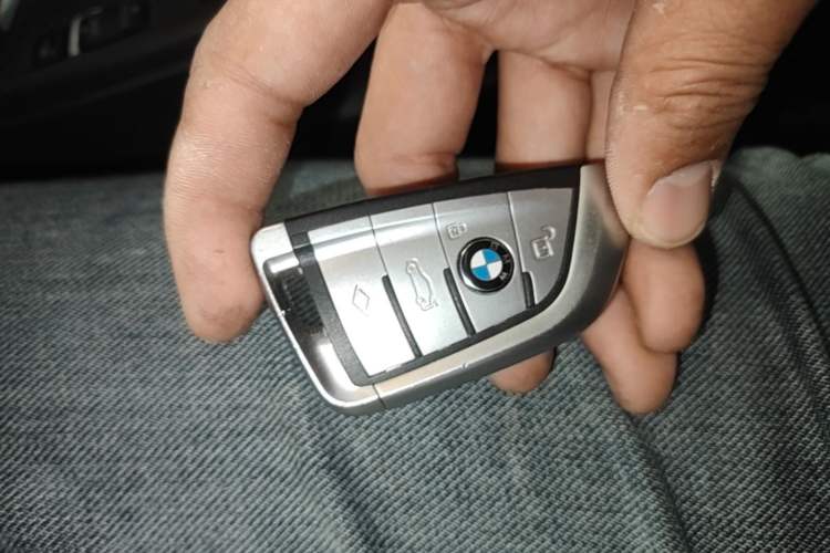 Used BMW 3 Series 2015 320Li Luxury Edition Fashion Model Interior 1