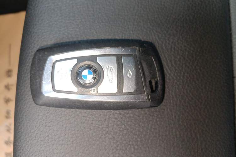 Used BMW 3 Series 2015 320Li Luxury Edition Fashion Model Interior 1