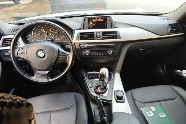 Used BMW 3 Series 2015 320Li Fashion Model Interior 2