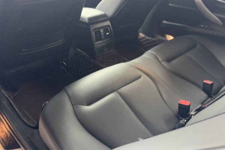 Used BMW 3 Series 2015 320Li Luxury Edition Fashion Model Interior 3