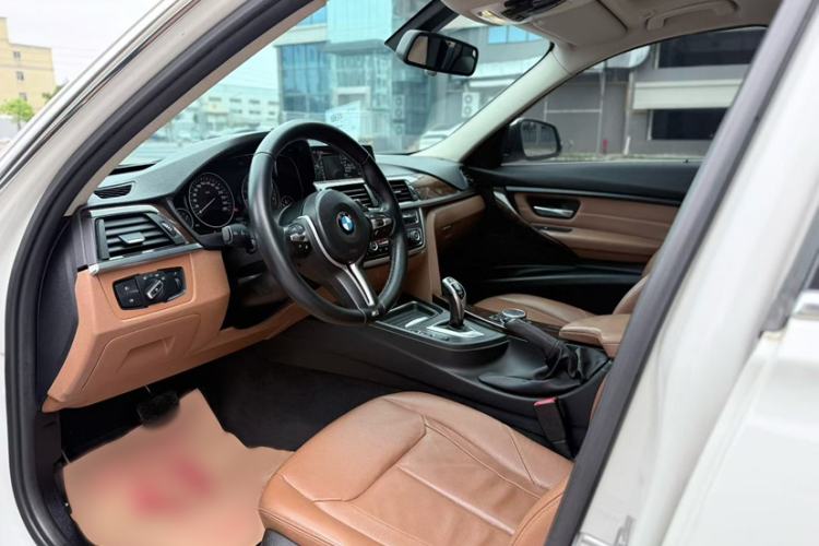 Used BMW 3 Series 2015 320Li Luxury Design Package Premium Edition Interior 3