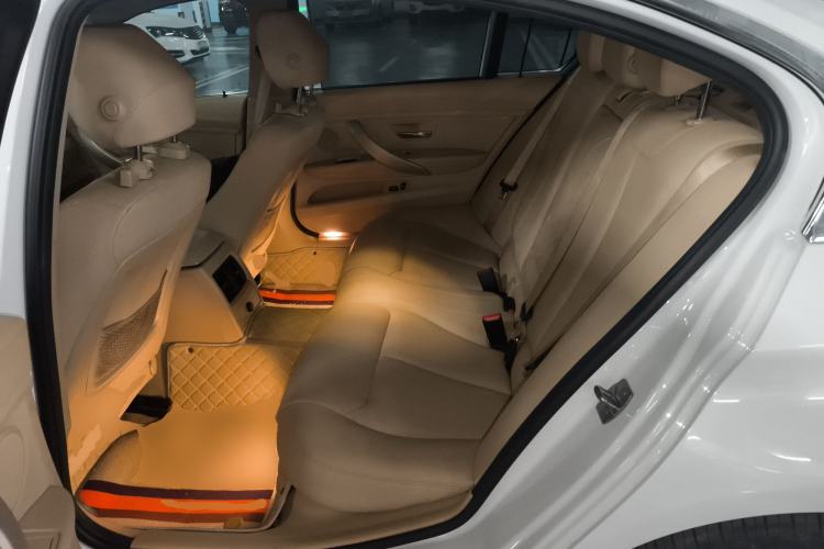Used BMW 3 Series 2015 320Li Luxury Edition Fashion Model Interior 4