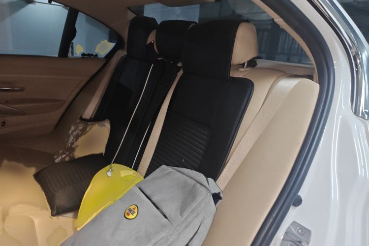 Used BMW 3 Series 2015 316Li Fashion Model Interior 4