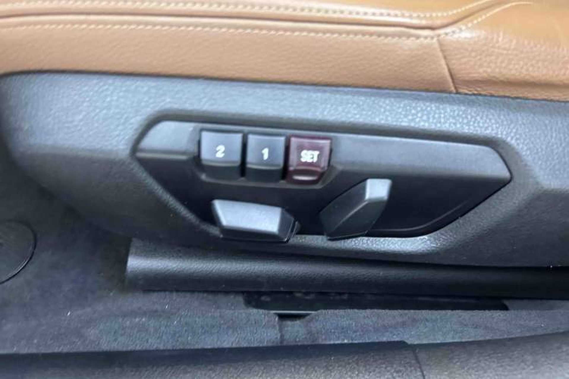 Used BMW 3 Series 2015 320Li Luxury Design Package Interior 8
