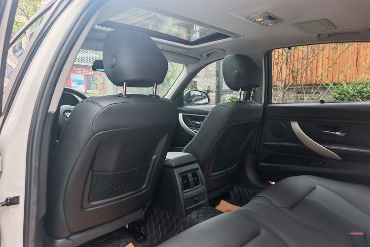 Used BMW 3 Series 2015 320Li Fashion Model Interior 9