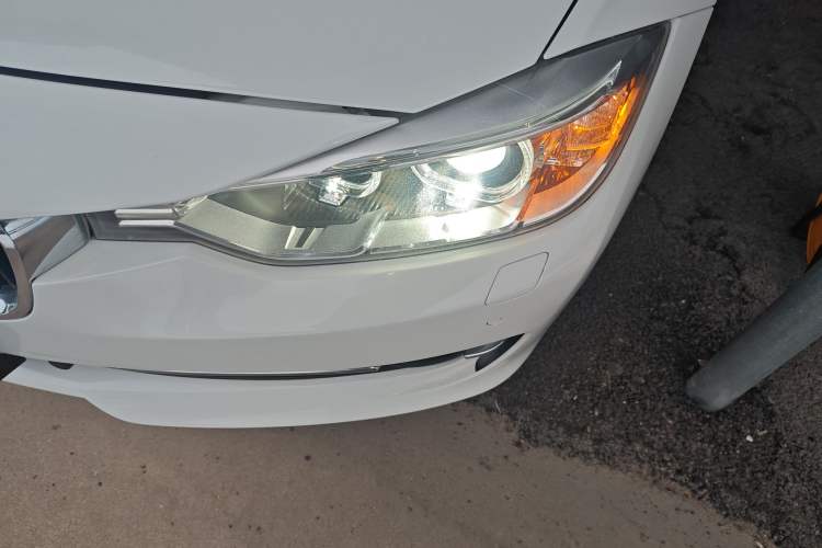 Used BMW 3 Series 2015 320Li Luxury Edition Fashion Model Left Front Headlight