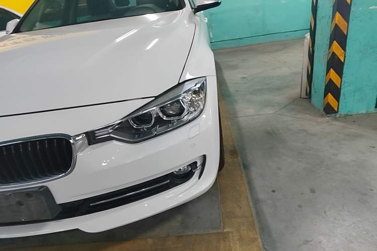 Used BMW 3 Series 2015 320Li Fashion Model Left Front Headlight