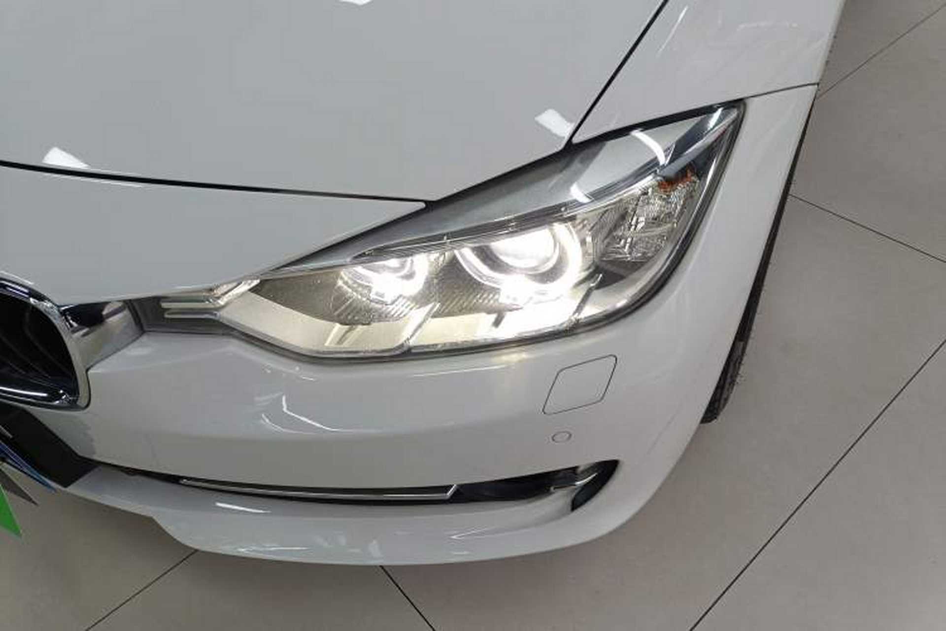 Used BMW 3 Series 2015 320Li Luxury Edition Fashion Model Left Front Headlight