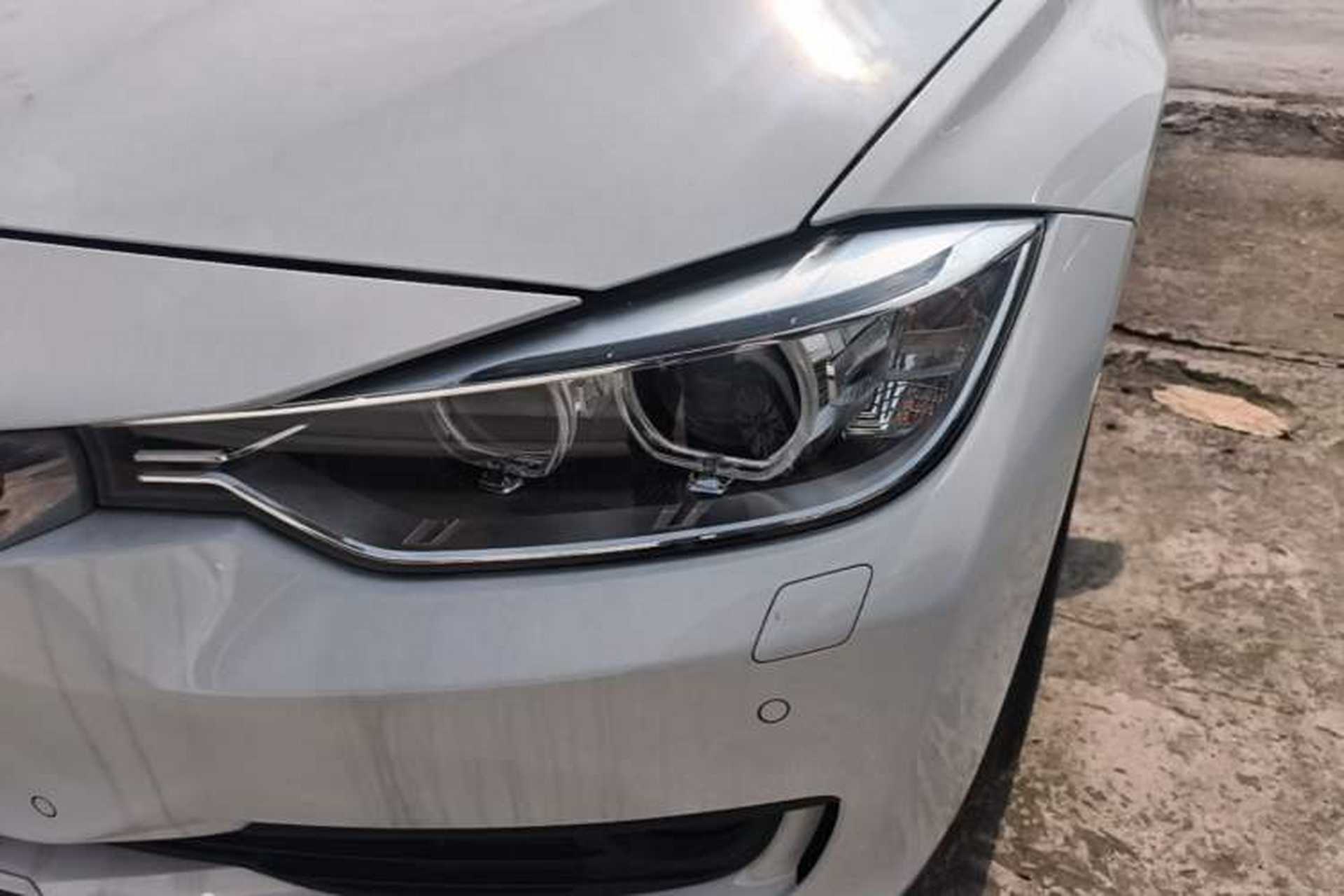 Used BMW 3 Series 2015 320i Luxury Line Stylish Edition Left Front Headlight