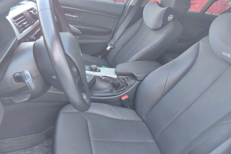 Used BMW 3 Series 2015 320Li Luxury Edition Fashion Model Left Front Seat