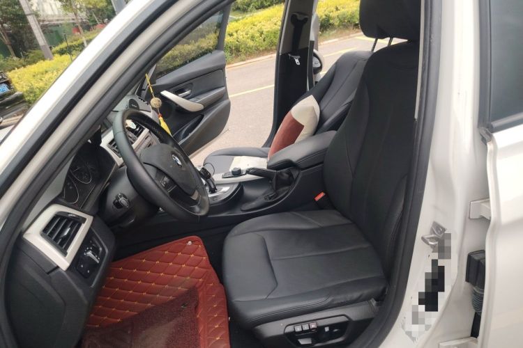 Used BMW 3 Series 2015 320i Fashion Model Left Front Seat
