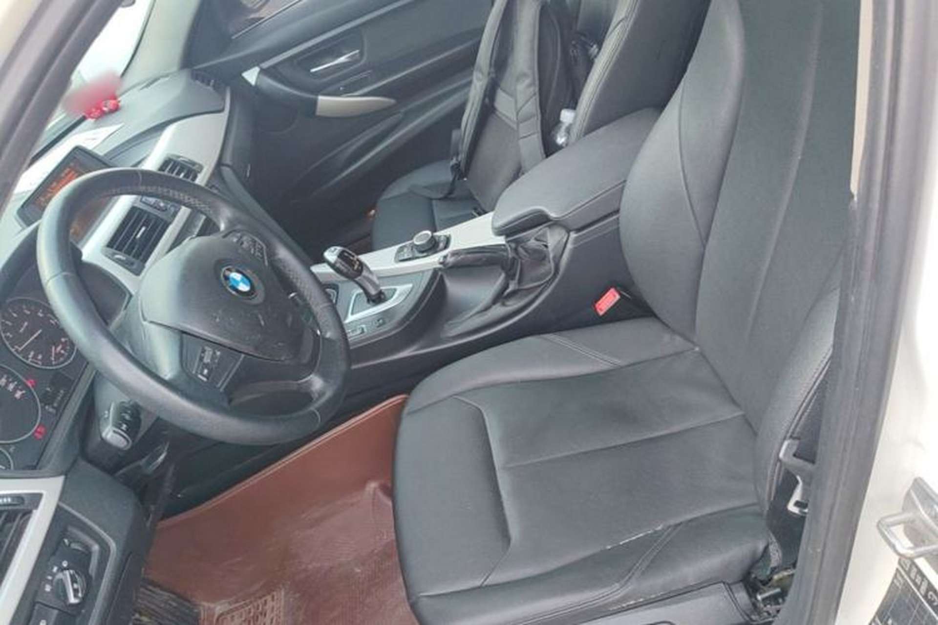Used BMW 3 Series 2015 320Li Fashion Model Left Front Seat