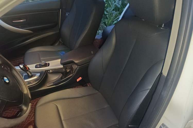 Used BMW 3 Series 2015 320Li Luxury Edition Fashion Model Left Front Seat