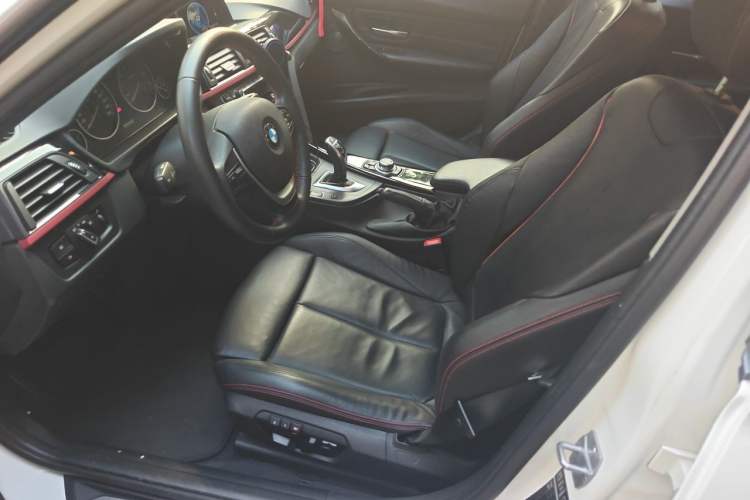 Used BMW 3 Series 2015 320i Sport Design Package Left Front Seat