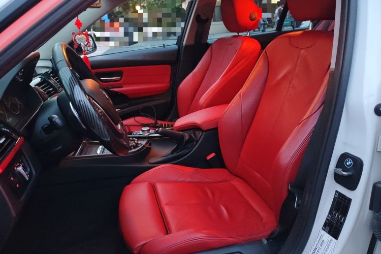 Used BMW 3 Series 2015 320i Luxury Edition Sports Design Package Left Front Seat