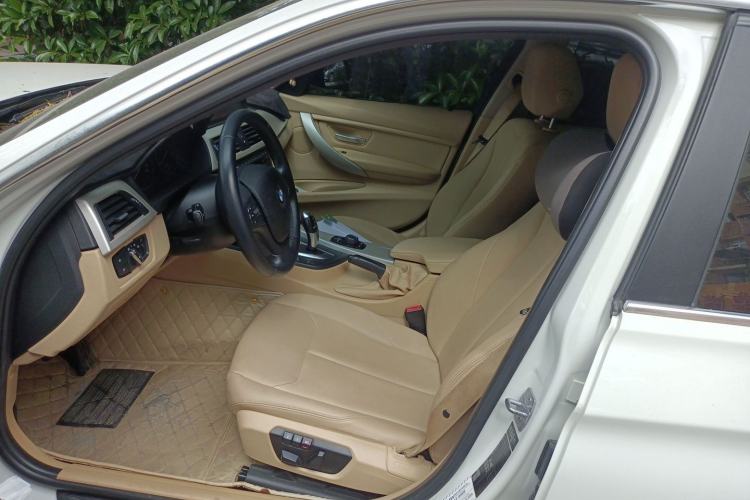 Used BMW 3 Series 2015 316Li Fashion Model Left Front Seat