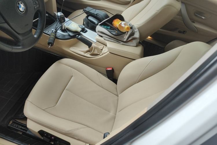 Used BMW 3 Series 2015 320Li Luxury Edition Fashion Model Left Front Seat
