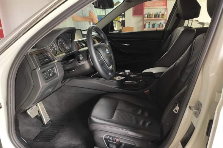 Used BMW 3 Series 2015 320Li Luxury Design Package Premium Edition Left Front Seat
