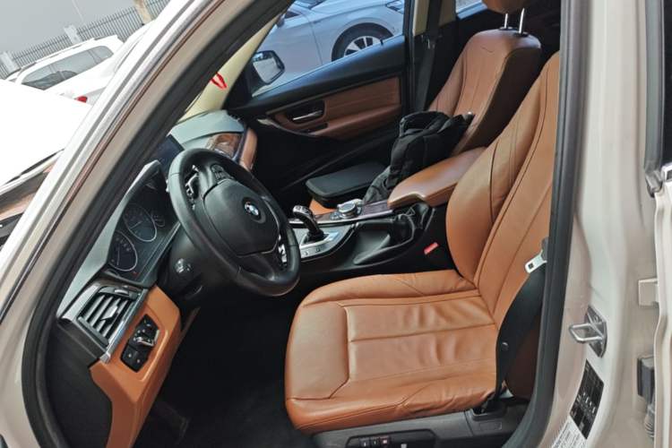 Used BMW 3 Series 2015 320Li Luxury Design Package Premium Edition Left Front Seat