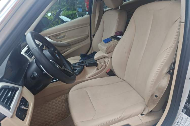 Used BMW 3 Series 2015 316Li Fashion Model Left Front Seat