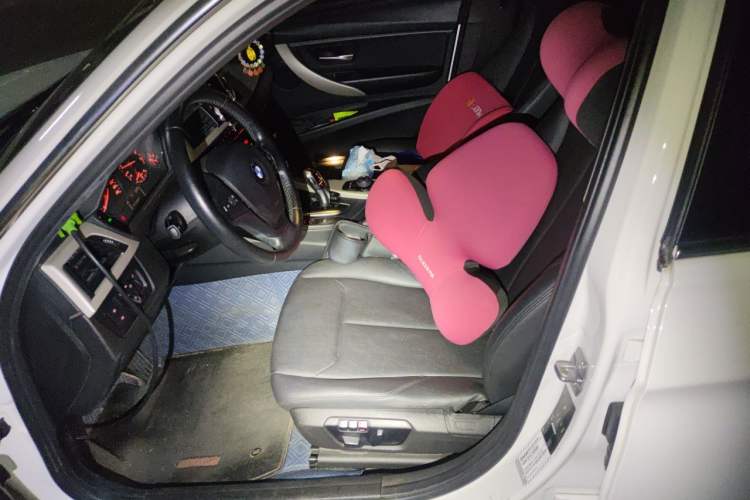 Used BMW 3 Series 2015 320Li Luxury Edition Fashion Model Left Front Seat