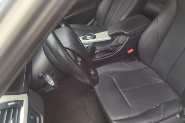 Used BMW 3 Series 2015 320Li Luxury Edition Fashion Model Left Front Seat