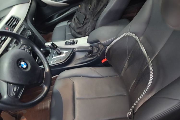 Used BMW 3 Series 2015 316Li Fashion Model Left Front Seat