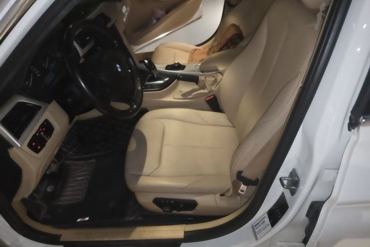 Used BMW 3 Series 2015 320Li Luxury Edition Fashion Model Left Front Seat