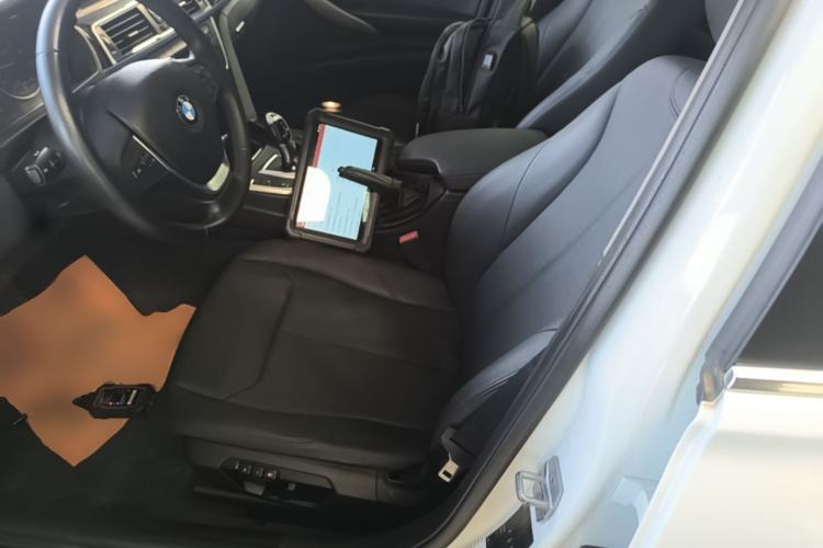 Used BMW 3 Series 2015 320Li Luxury Edition Fashion Model Left Front Seat