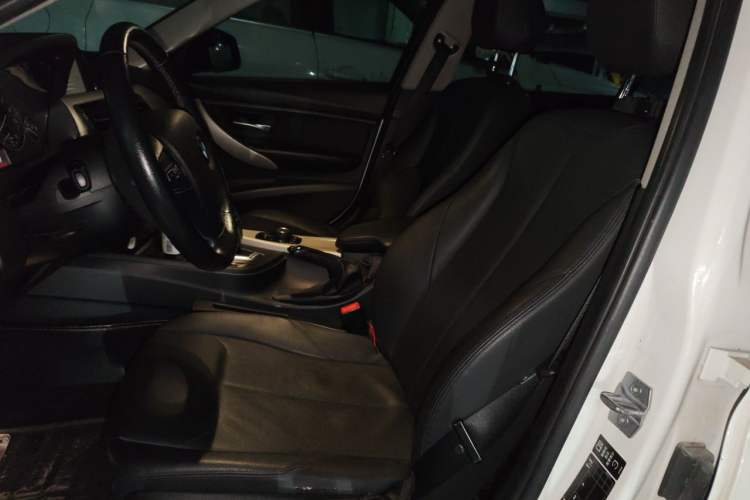 Used BMW 3 Series 2015 320Li Fashion Model Left Front Seat