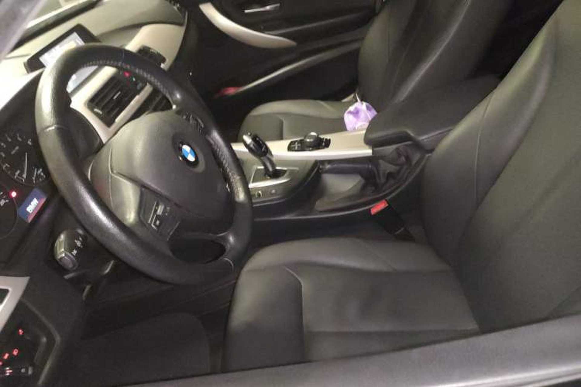 Used BMW 3 Series 2015 320i Luxury Line Stylish Edition Left Front Seat
