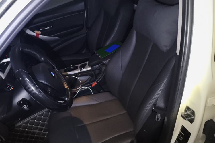 Used BMW 3 Series 2015 316Li Fashion Model Left Front Seat
