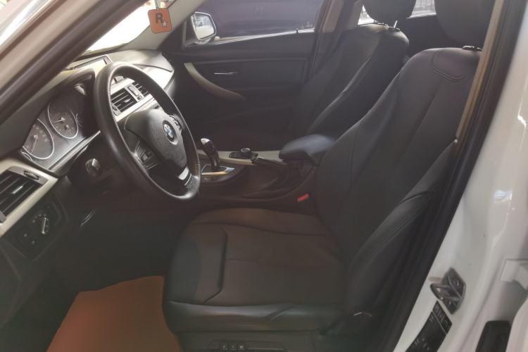 Used BMW 3 Series 2015 320Li Luxury Edition Fashion Model Left Front Seat