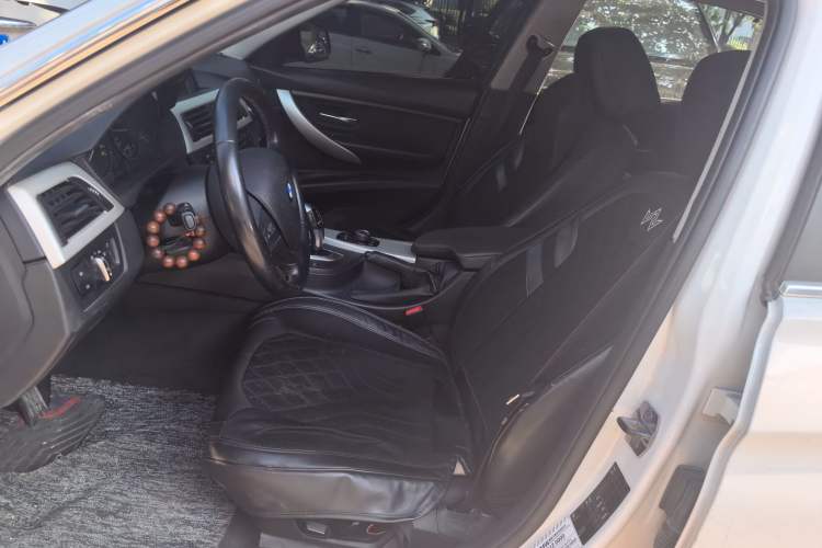 Used BMW 3 Series 2015 320Li Luxury Edition Fashion Model Left Front Seat