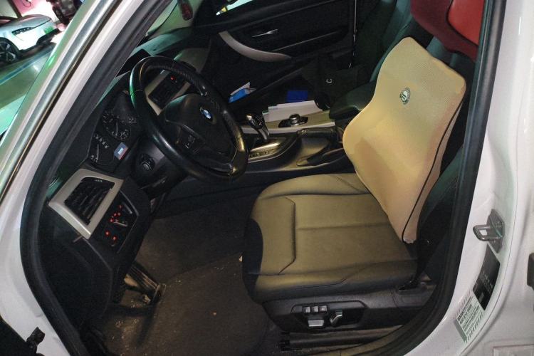 Used BMW 3 Series 2015 320Li Fashion Model Left Front Seat