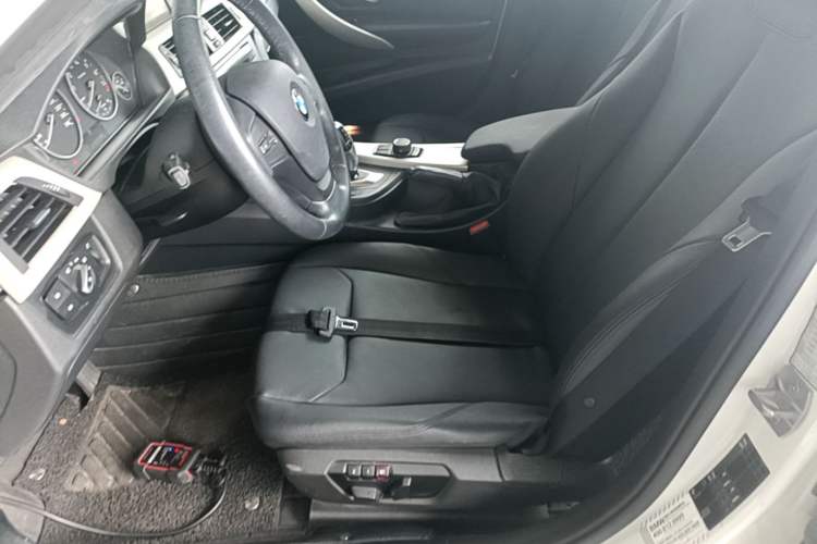 Used BMW 3 Series 2015 320Li Luxury Edition Fashion Model Left Front Seat