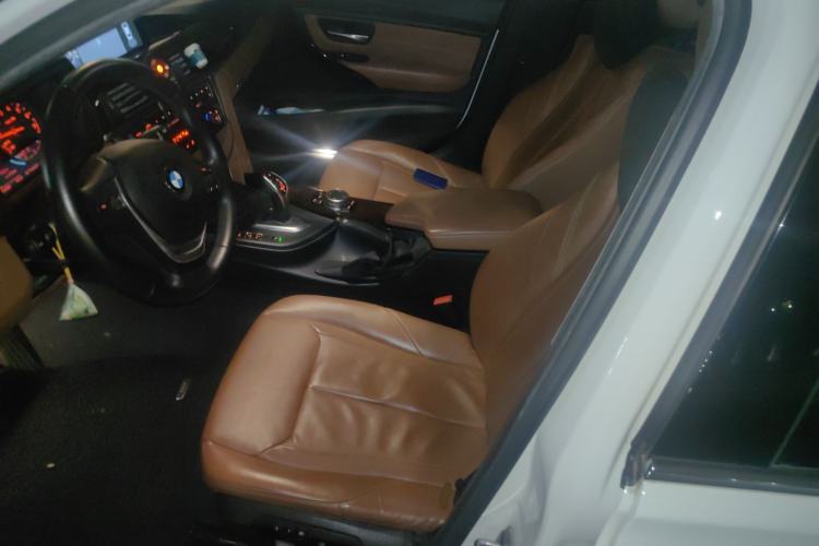 Used BMW 3 Series 2015 320Li Luxury Design Package Premium Edition Left Front Seat