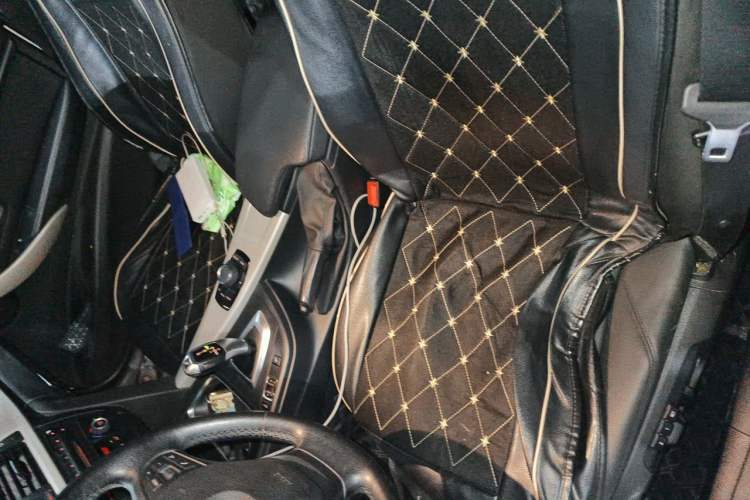 Used BMW 3 Series 2015 320Li Fashion Model Left Front Seat