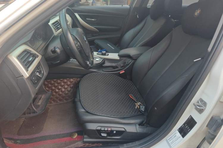 Used BMW 3 Series 2015 320Li Luxury Edition Fashion Model Left Front Seat
