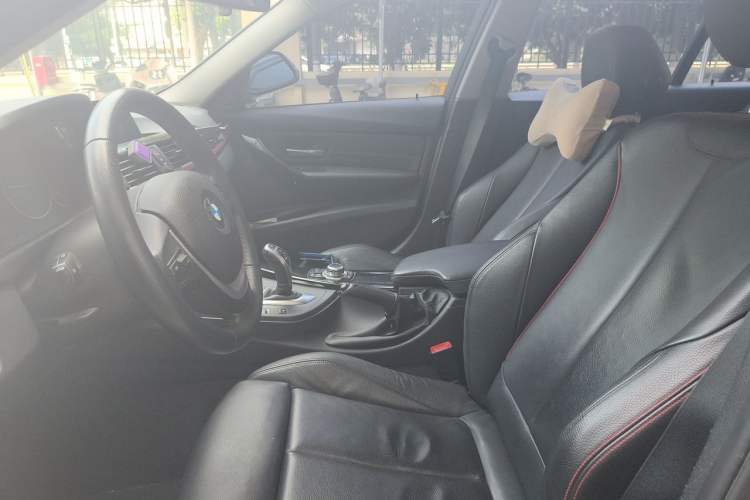 Used BMW 3 Series 2015 320i Sport Design Package Left Front Seat