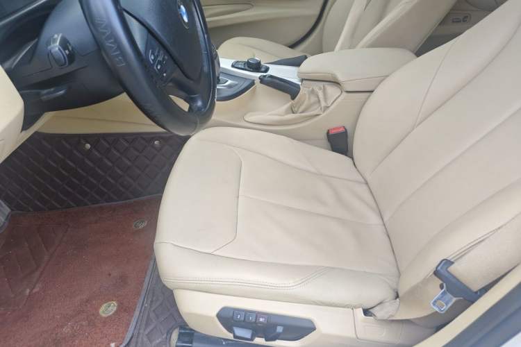 Used BMW 3 Series 2015 320Li Fashion Model Left Front Seat